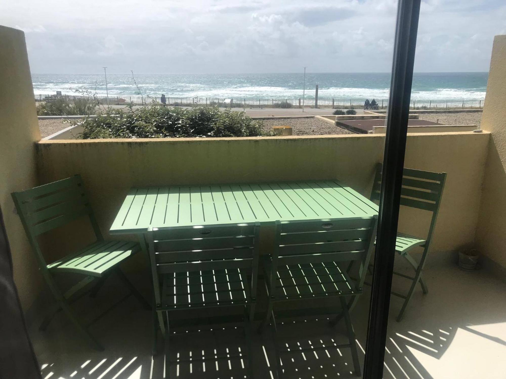 Ocean Apartment *